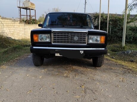 LADA (VAZ) 2107