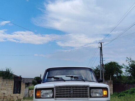 LADA (VAZ) 2107