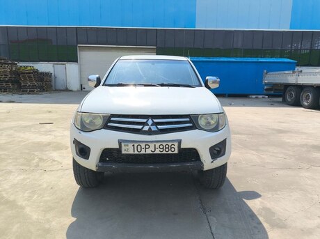 Mitsubishi L200