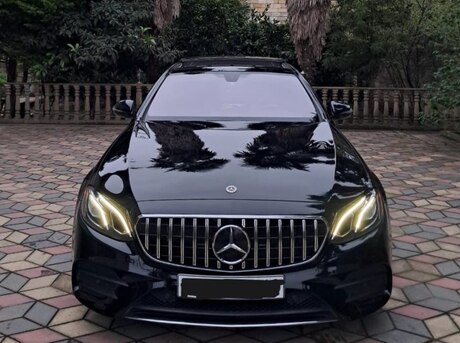 Mercedes E 300