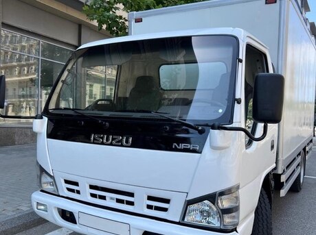 Isuzu NPR 66 L