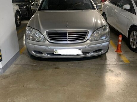 Mercedes S 320