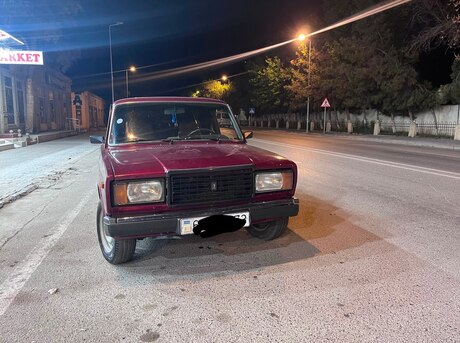 LADA (VAZ) 2107