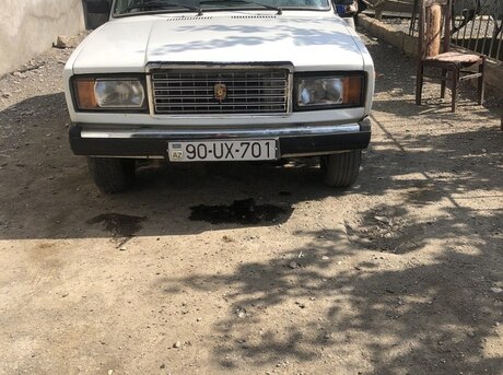 LADA (VAZ) 2107