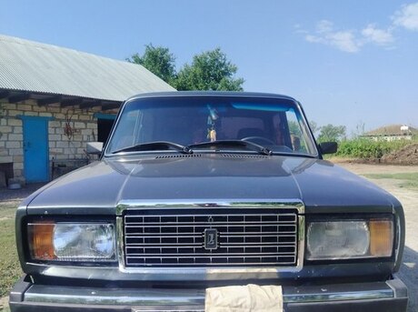 LADA (VAZ) 2107