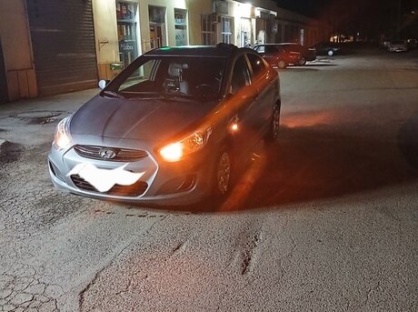Hyundai Accent