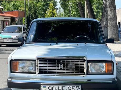 LADA (VAZ) 2107