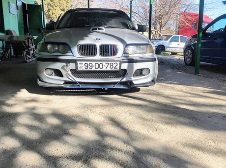 BMW 523