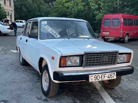 LADA (VAZ) 2107