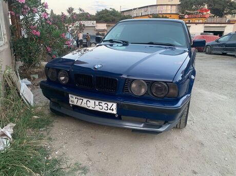 BMW 525