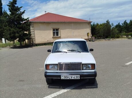 LADA (VAZ) 2107
