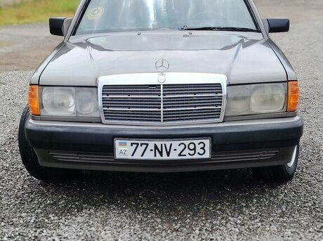 Mercedes 190