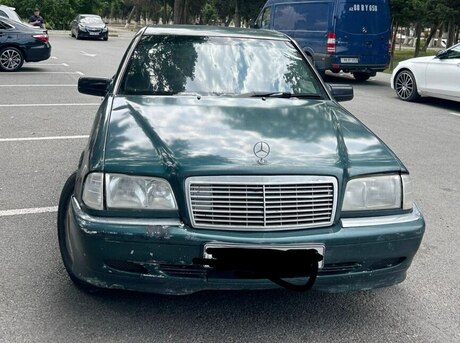 Mercedes C 220