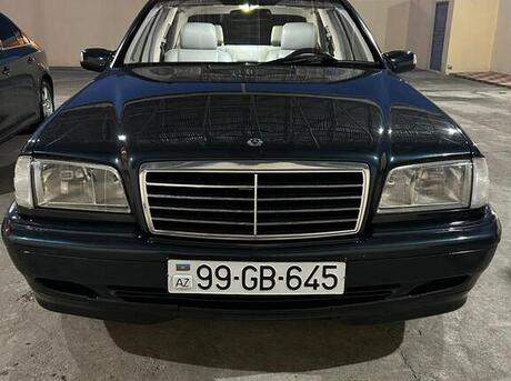 Mercedes C 200
