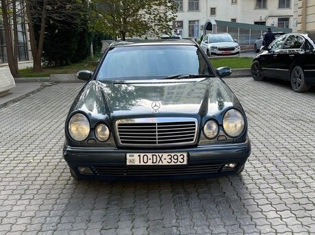 Mercedes E 280