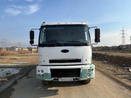Ford Cargo