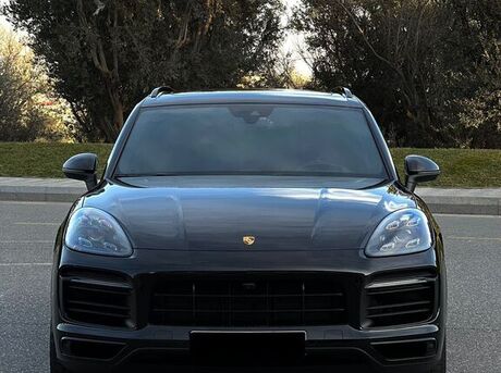 Porsche Cayenne E-hybrid Coupe