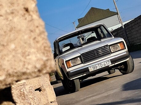 LADA (VAZ) 2107