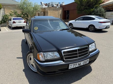 Mercedes C 230
