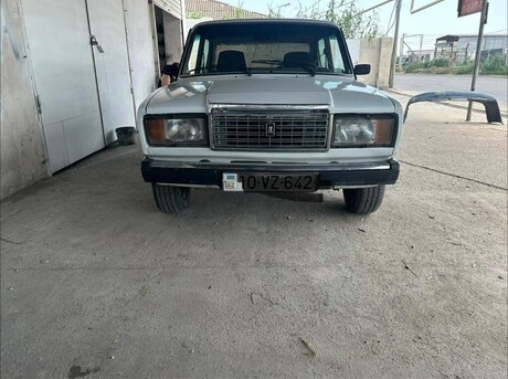 LADA (VAZ) 2107