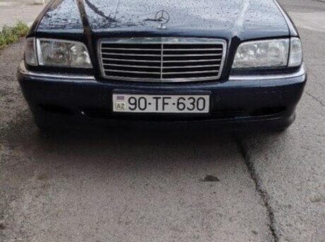 Mercedes C 200