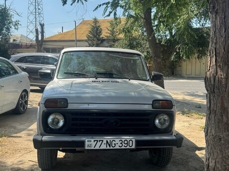 LADA (VAZ) Niva