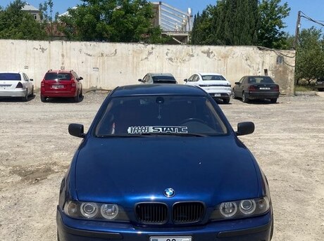 BMW 528