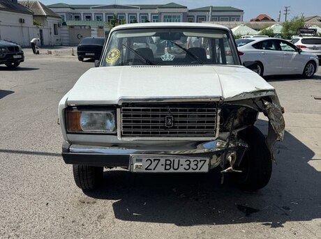 LADA (VAZ) 2107