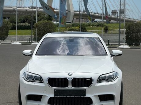 BMW 528