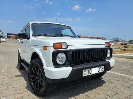 LADA (VAZ) Niva