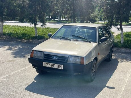 LADA (VAZ) 21099