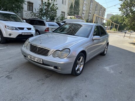 Mercedes C 230