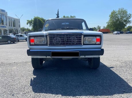 LADA (VAZ) 2107