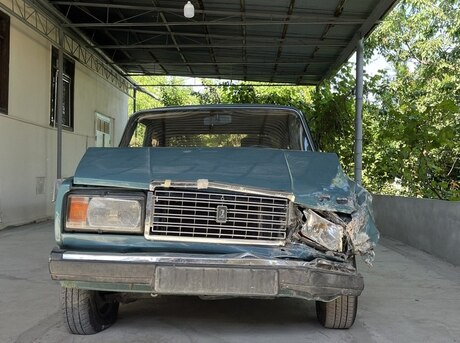 LADA (VAZ) 2107