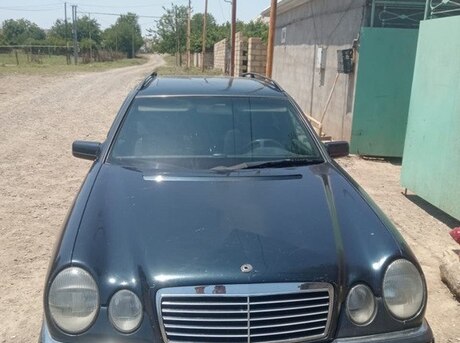 Mercedes E 290