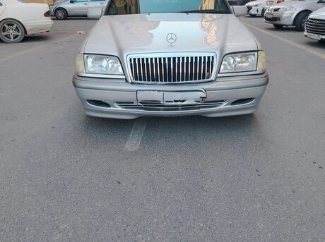 Mercedes C 180