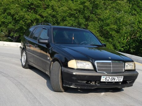 Mercedes C 180