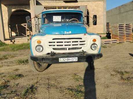 ZIL 130