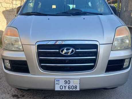 Hyundai H-1