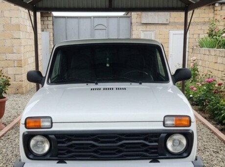 LADA (VAZ) Niva