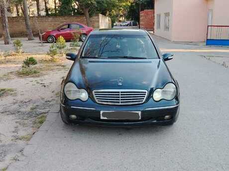 Mercedes C 200