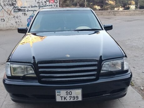 Mercedes C 230