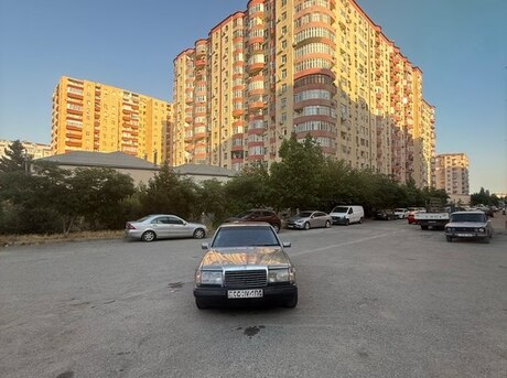 Mercedes 200 D