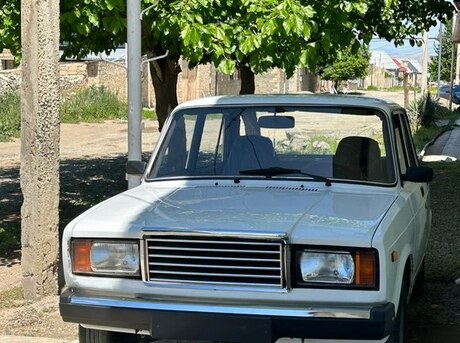 LADA (VAZ) 2107