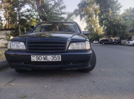 Mercedes C 180