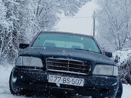 Mercedes C 180