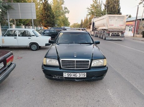 Mercedes C 180