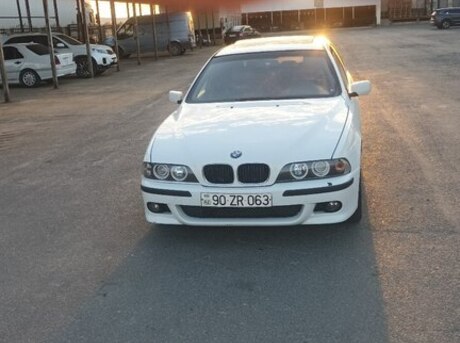 BMW 523