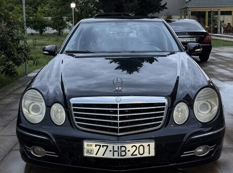 Mercedes E 220