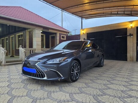 Lexus ES 300h